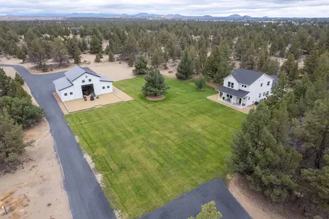 60950 Groff Rd, Bend, OR 97702 photo 4