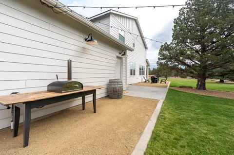 60950 Groff Rd, Bend, OR 97702 photo 28