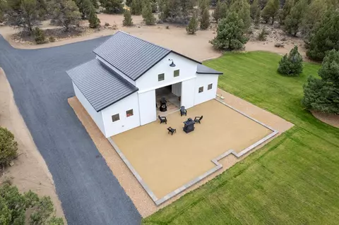 60950 Groff Rd, Bend, OR 97702 photo 29