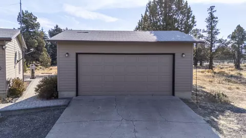 64880 Mcgrath Rd, Bend, OR 97701 photo 30
