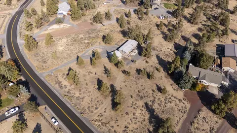 64880 Mcgrath Rd, Bend, OR 97701 photo 25