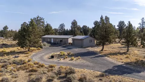 64880 Mcgrath Rd, Bend, OR 97701 photo 23