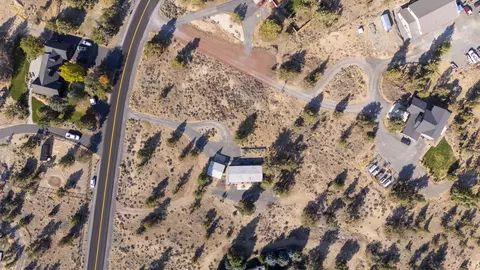 64880 Mcgrath Rd, Bend, OR 97701 photo 26