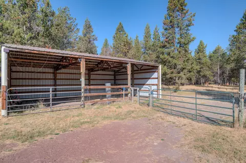 17430 Meadow Way, Bend, OR 97707 photo 28