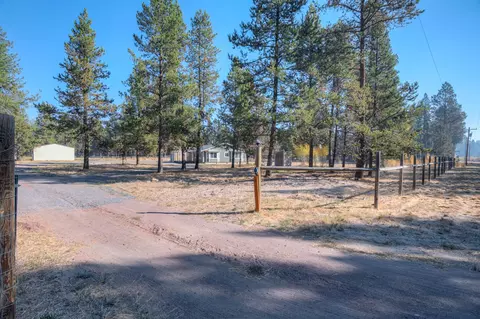 17430 Meadow Way, Bend, OR 97707 photo 34