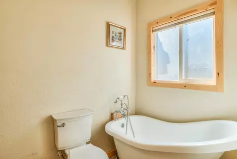 17430 Meadow Way, Bend, OR 97707 photo 17