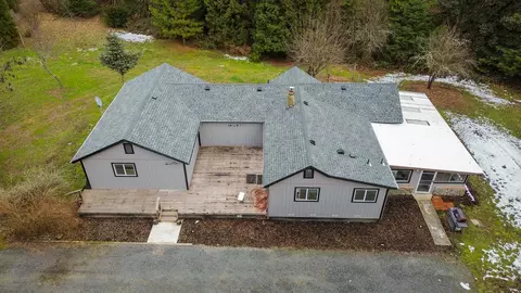 8342 Lower River Rd, Grants Pass, OR 97526