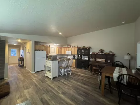 16696 Shaw Pine Ct, La Pine, OR 97739 photo 4