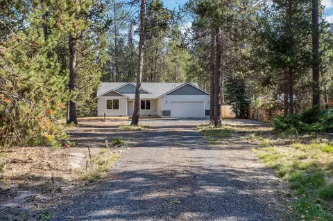 55792 Swan Rd, Bend, OR 97707