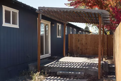 Exterior - 61683 Daly Estates Dr, Bend, OR 97702 photo 6 of 11