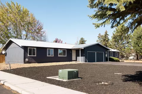 Exterior - 61683 Daly Estates Dr, Bend, OR 97702 photo 8 of 11