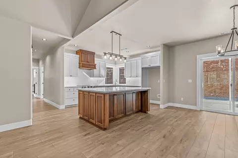 6050 Castle Terrace Dr, Central Point, OR 97502 photo 6