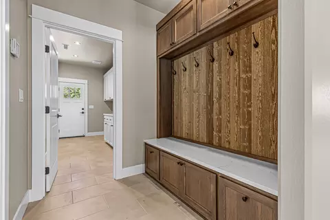 6050 Castle Terrace Dr, Central Point, OR 97502 photo 21