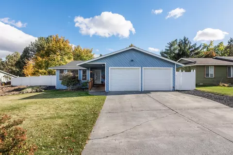 1728 NE Carson Way, Bend, OR 97701