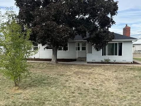 2977 Coker Butte Rd, Medford, OR 97504