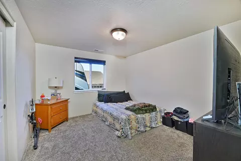 928 Stonewater Dr, Eagle Point, OR 97524 photo 10