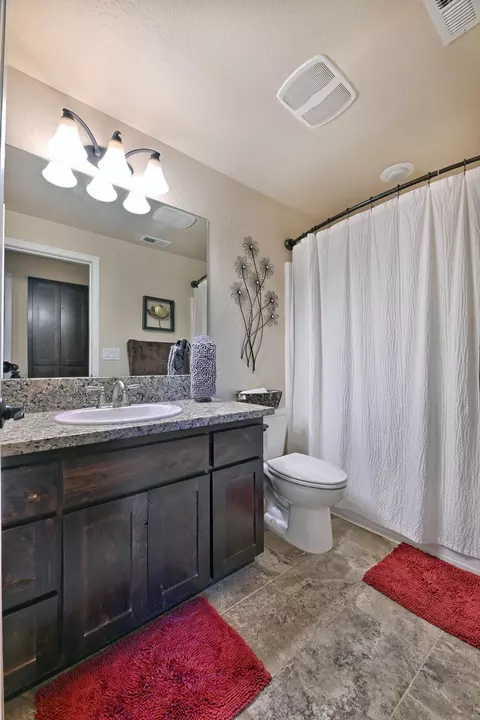 928 Stonewater Dr, Eagle Point, OR 97524 photo 11