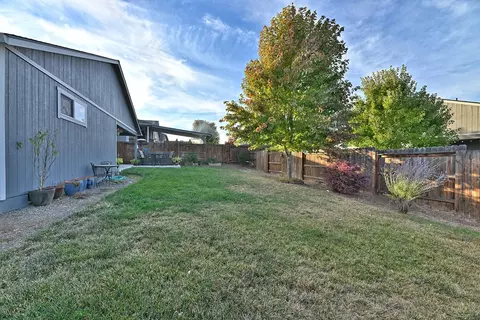 928 Stonewater Dr, Eagle Point, OR 97524 photo 18