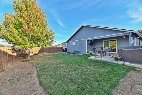 928 Stonewater Dr, Eagle Point, OR 97524 photo 16