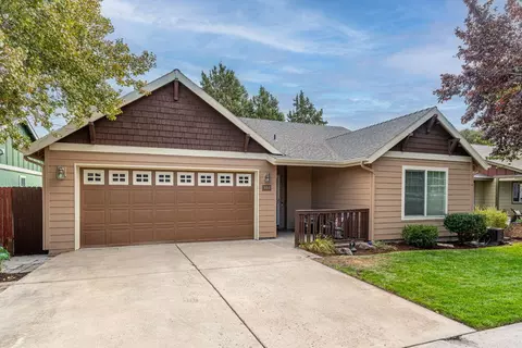 308 NW Antler Loop, Redmond, OR 97756