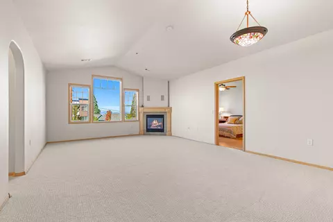 827 Pavilion Pl, Ashland, OR 97520