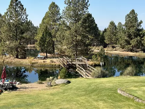 View/Area - 21550 Mcgilvray Rd, Bend, OR 97702 photo 2 of 2