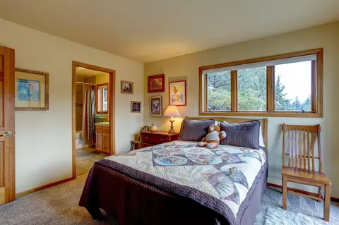 63287 Cherokee Ln, Bend, OR 97703 photo 25