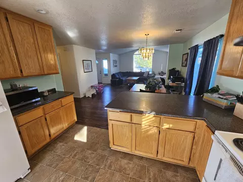 Kitchen - 1352 Ivan Ln, Central Point, OR 97502 photo 1 of 3