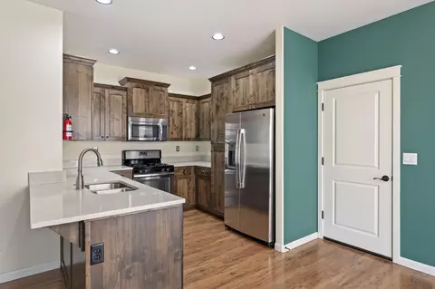 20765 NE Comet Ln, Bend, OR 97701 photo 12