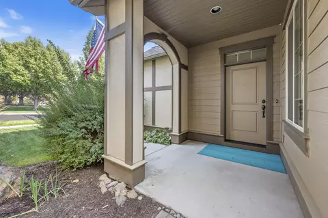 20765 NE Comet Ln, Bend, OR 97701 photo 7