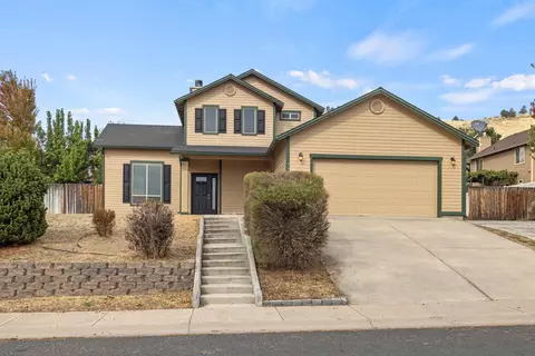 7649 Andrew Dr, Klamath Falls, OR 97603