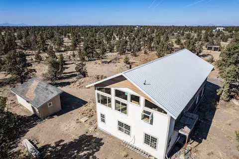 25445 Alpine Ln, Bend, OR 97701