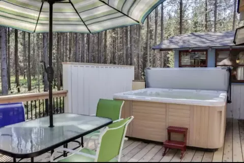 Exterior - 17009 Covina Rd, Bend, OR 97707 photo 9 of 10