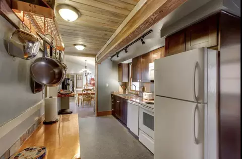 Kitchen - 17009 Covina Rd, Bend, OR 97707 photo 1 of 7