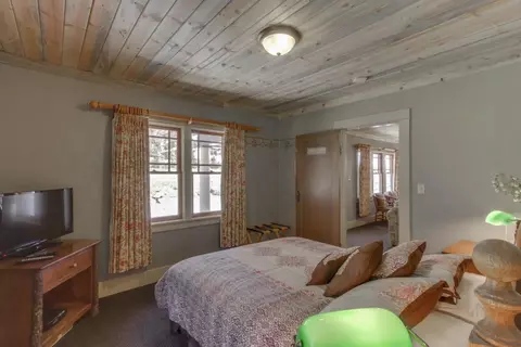 Bedroom - 17009 Covina Rd, Bend, OR 97707 photo 6 of 7