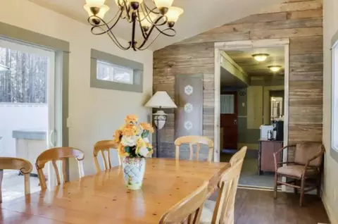 Dining - 17009 Covina Rd, Bend, OR 97707 photo 2 of 2