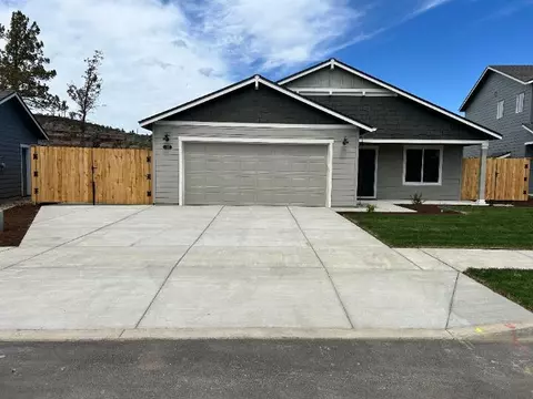 1107 NW Walnut Ave #06, Redmond, OR 97756