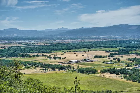 Other - 1030 Mount Castle Dr, Eagle Point, OR 97524 photo 14 of 15