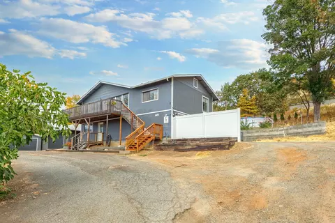 1766 NE Foothill Blvd, Grants Pass, OR 97526