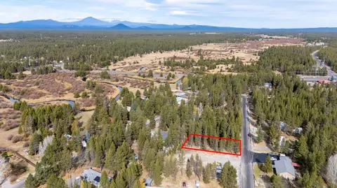 52327 Allen Dr, La Pine, OR 97739