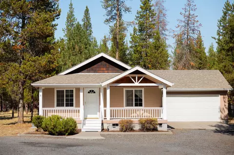 52900 Forest Rd, La Pine, OR 97739