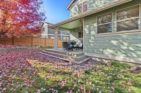 63098 Riverstone Dr, Bend, OR 97703 photo 18