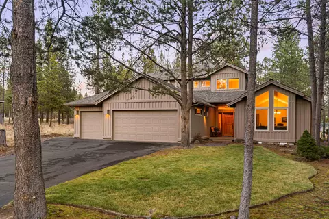 57536 Hoodoo Ln #9, Sunriver, OR 97707