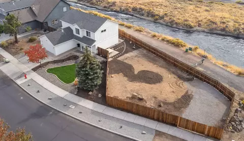 20853 Daniel Duke Way, Bend, OR 97701
