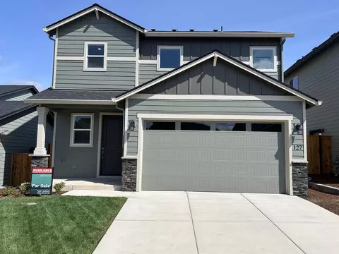 127 Valemont Dr #35, Eagle Point, OR 97524