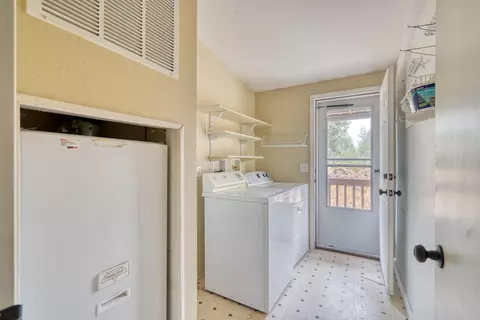 60906 Ridge Dr, Bend, OR 97702 photo 41