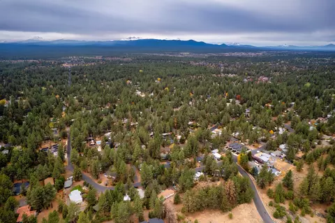 60906 Ridge Dr, Bend, OR 97702 photo 51