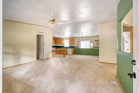 60906 Ridge Dr, Bend, OR 97702 photo 13