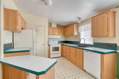 60906 Ridge Dr, Bend, OR 97702 photo 18
