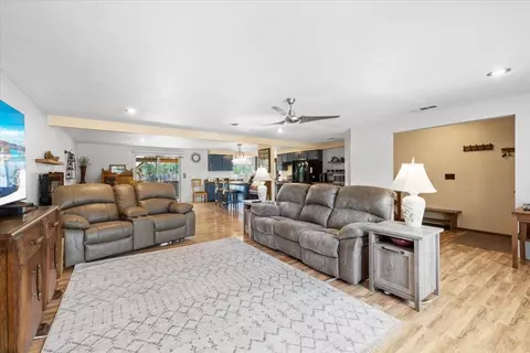 Living - 72 Christa Ln, Eagle Point, OR 97524 photo 2 of 2